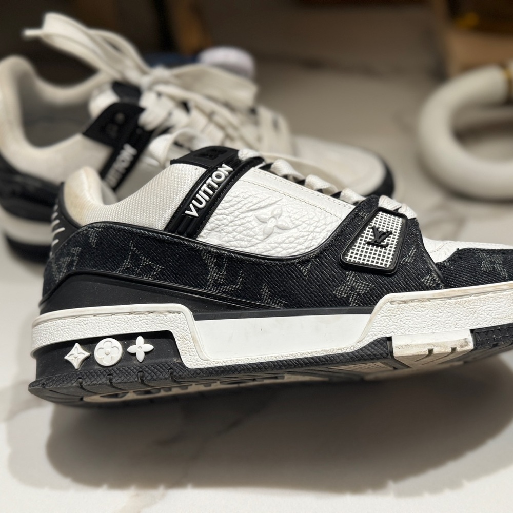 Louis Vuitton denim trainers - Picture 2 of 6